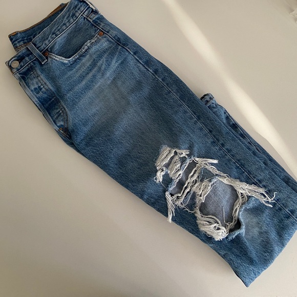 Levi’s 501 S High Waisted Filiforme Jeans - Picture 4 of 9